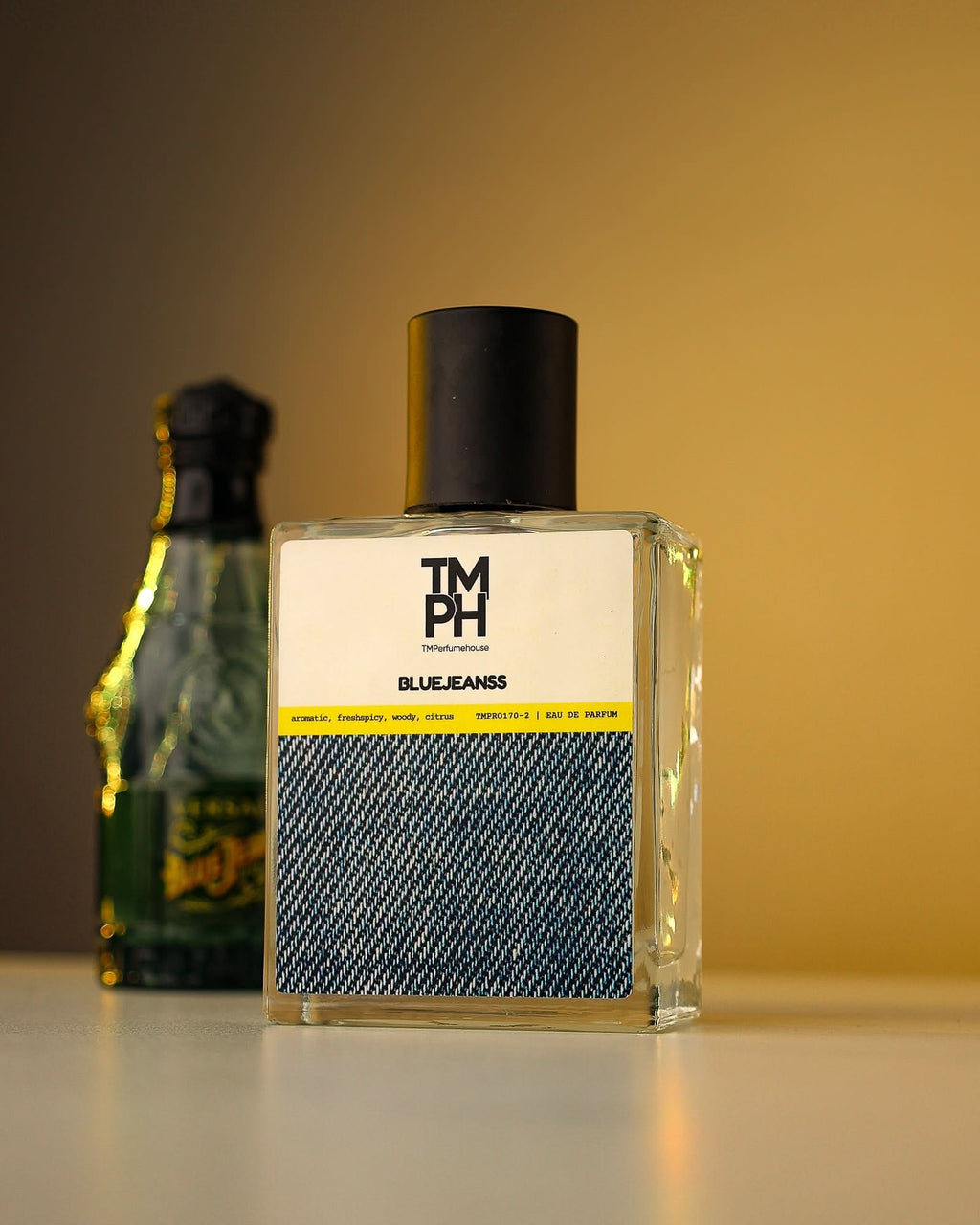 BLUEJEANSS | Premium Designer Perfume – 12+ Hour Long Lasting Spray - Inspired by Ve*sace Blue Jeans